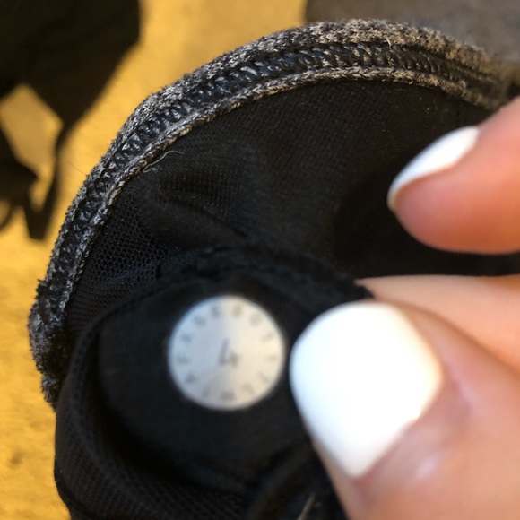 Lululemon power y tank top - gray - size 4 - Picture 3 of 4